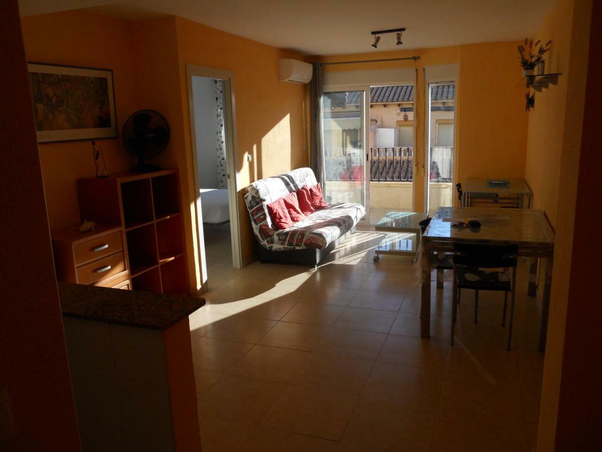 Sant Pere 166 Apartment El Campello Luaran gambar